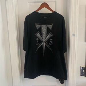 The Undertaker 25‎ Years WWE T